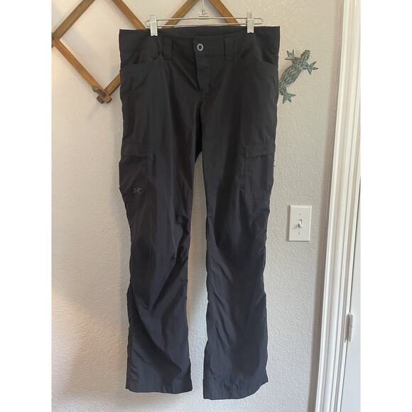 Arc'teryx Parapet Cargo Hiking Pants Lightweight Nylon Blend Black Womens SZ 8?